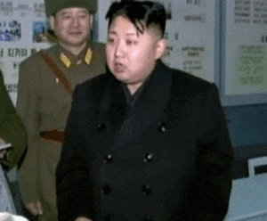 김정은 북한 손동작 흥분 돼지 뚱뚱한 배나온