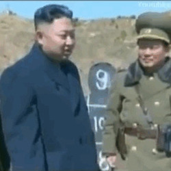 북한 김정은 총 권총 총쏘는 모습 이렇게 탕탕탕 쏘라우