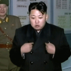 김정은 북한 손동작 흥분 돼지 뚱뚱한 배나온