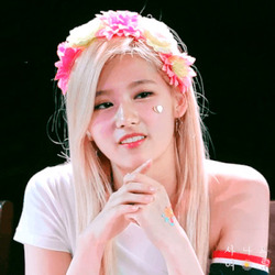 트와이스 사나 움짤 레전드 귀여운 예쁜 혀 입술 혓바닥 걸그룹 아이돌