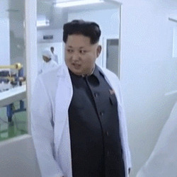 북한 김정은 팔흔드는 움짤 흰색 가운