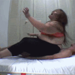 여자 쿵쾅 침대 남자 뚱뚱한 엉덩이 점프 